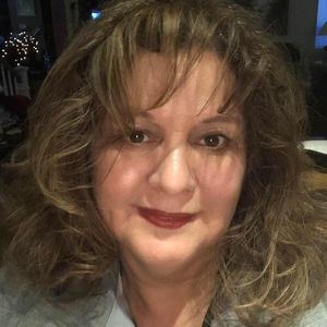 Meet your Posher, Lola